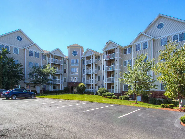 Rosecliff Apartments