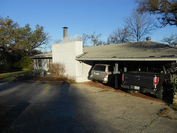3rd image of 8116 Malaga Dr