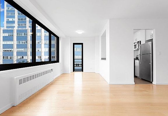 3rd image of 40 W 135th St APT 4D