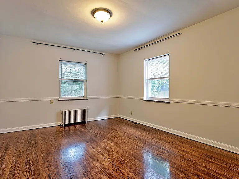 954 Ellison Ave #2 — Photo 9