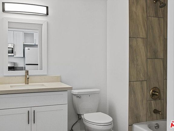 5th image of 5612 Lexington Ave #303
