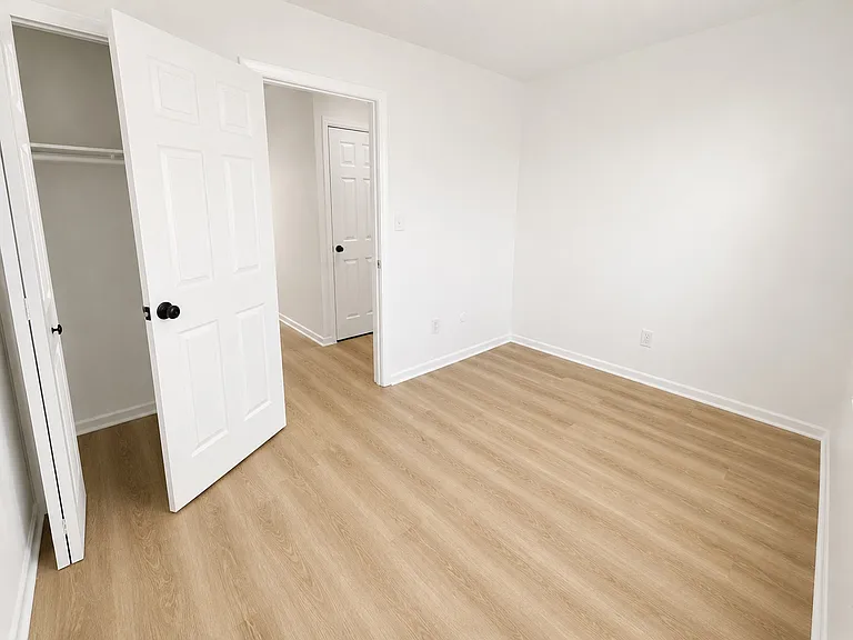 2484 Winding Hills Dr — Photo 12