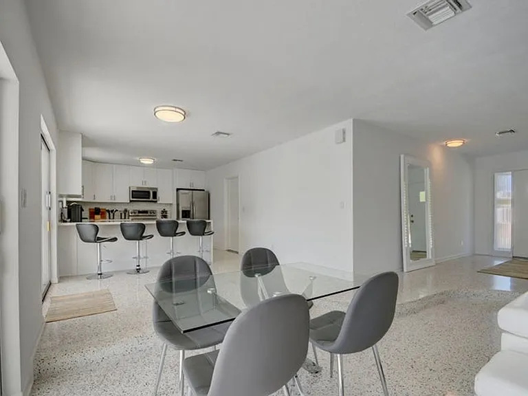 1171 Bimini Ln — Photo 3