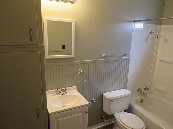 5th image of 1902 Kewanee Ave #18