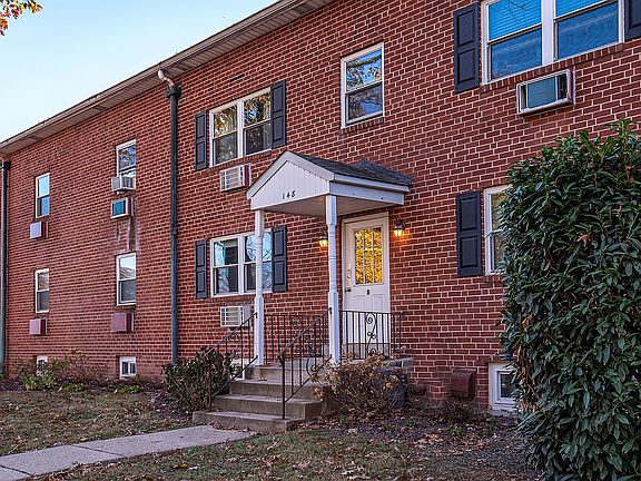 6th Avenue Apts Exterior