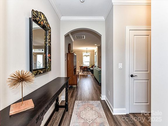 5th image of 1026 Galloway Dr