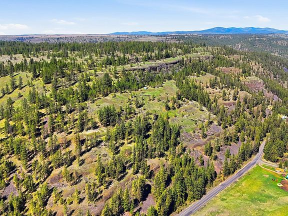 2nd image of Nka Hawk Creek Ranches