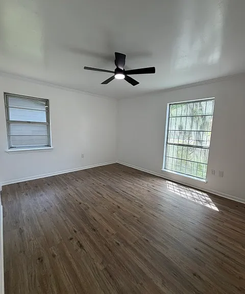 1007 S 29th St — Photo 15