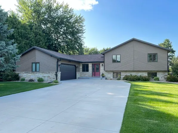 7683 Westman Way Rd, Middleton, WI 53562