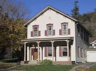 326 Ann St, Mc Gregor, IA 52157