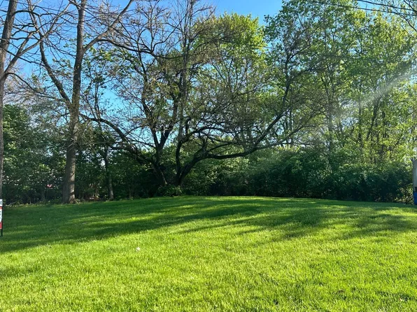 9871 Capstan Dr, Cincinnati, OH 45251