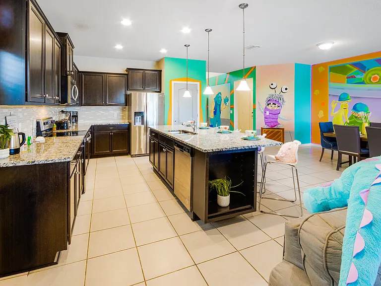 2311 Luxor Dr — Photo 4