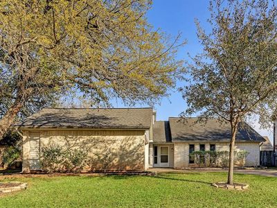 2707 Pepper Wood Dr, Sugar Land, TX, 77479