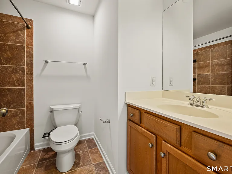5 Rolling Hills Dr — Photo 31