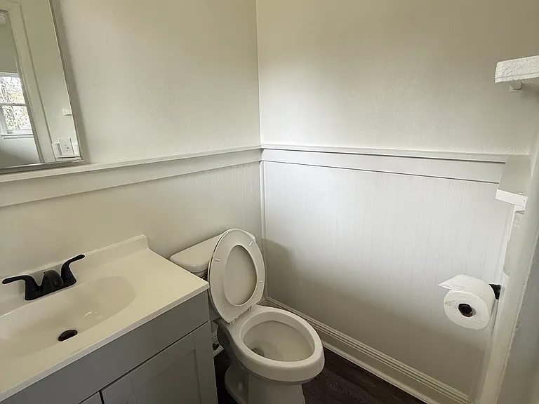 2916 Williams Ave — Photo 13
