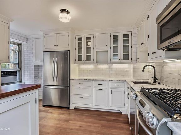 2nd image of 1634 1st Ave #4L