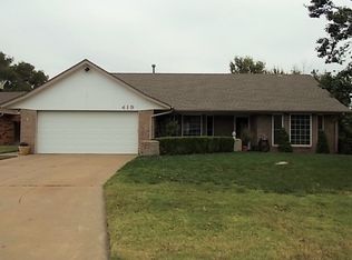419 Rose Tree Ln, Enid, OK 73703