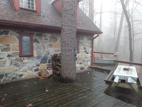 Wrap-Around Deck