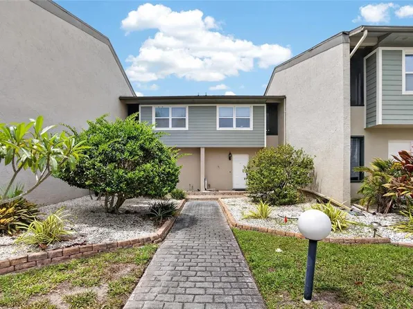 1028 Apollo Beach Blvd APT 11, Apollo Beach, FL 33572