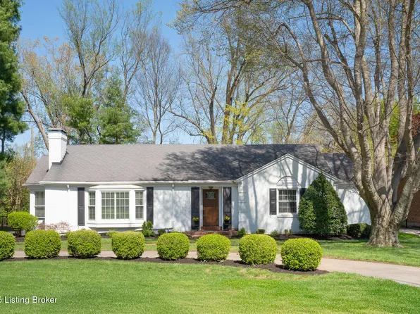 121 Blankenbaker Ln, Indian Hills, KY 40207