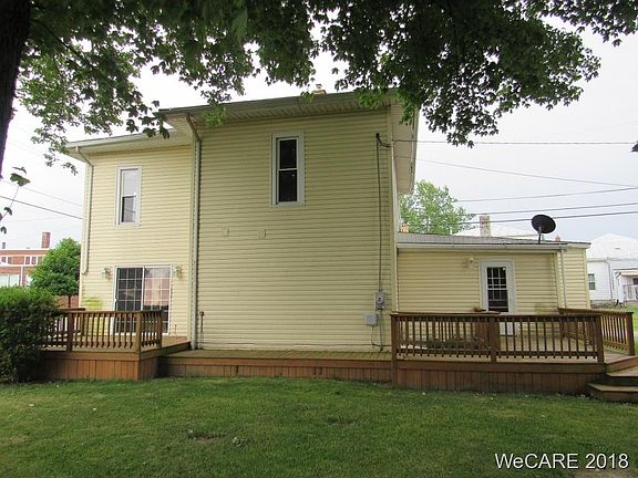 4th image of 204 N East St