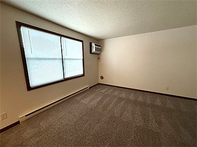 3rd image of 2602 Fryklund Dr #3