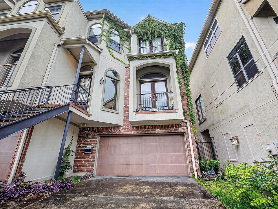 1st image of 2334 Camden Dr