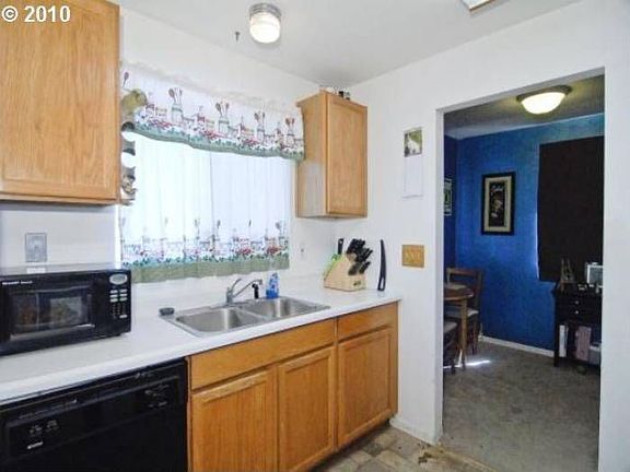 1246 5th St., Springfield