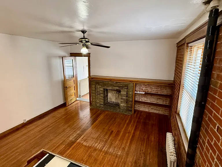 1255 Emerson St — Photo 9