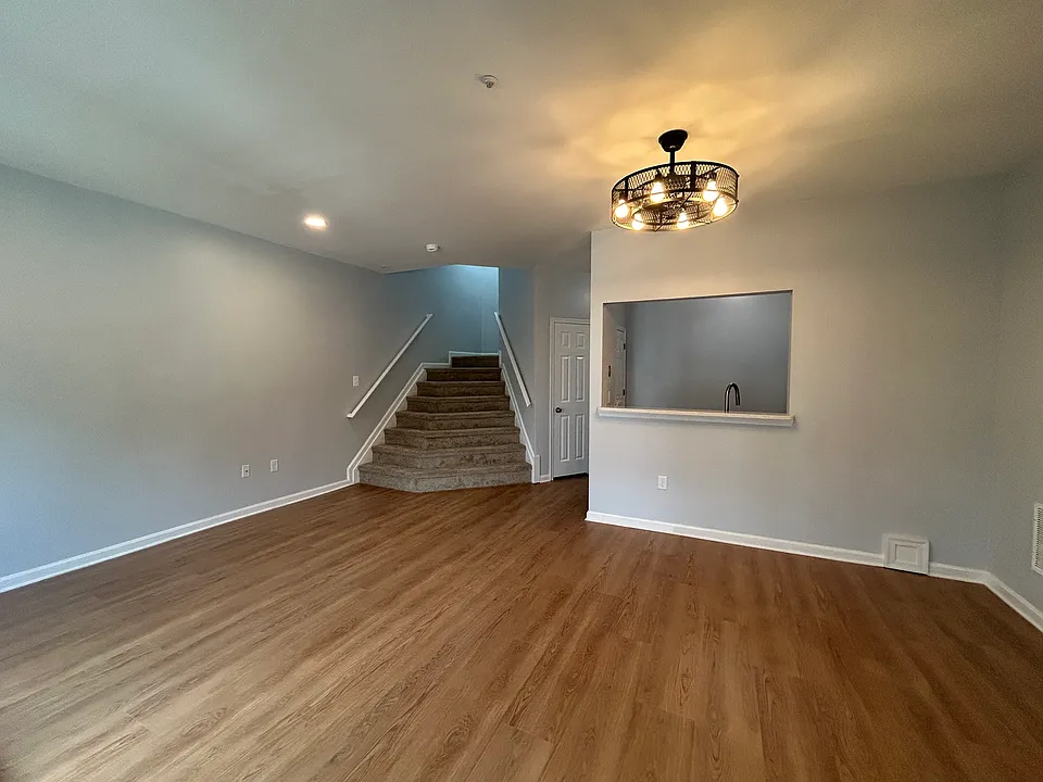 331 Assembly Point Ct