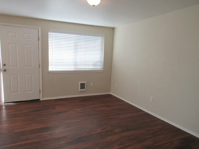 215 N Norris St #142 — Photo 6