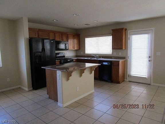 4th image of 6746 Scarlet Star Ave