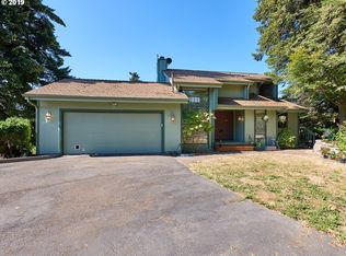 948 Mistletoe Loop N, Keizer, OR 97303