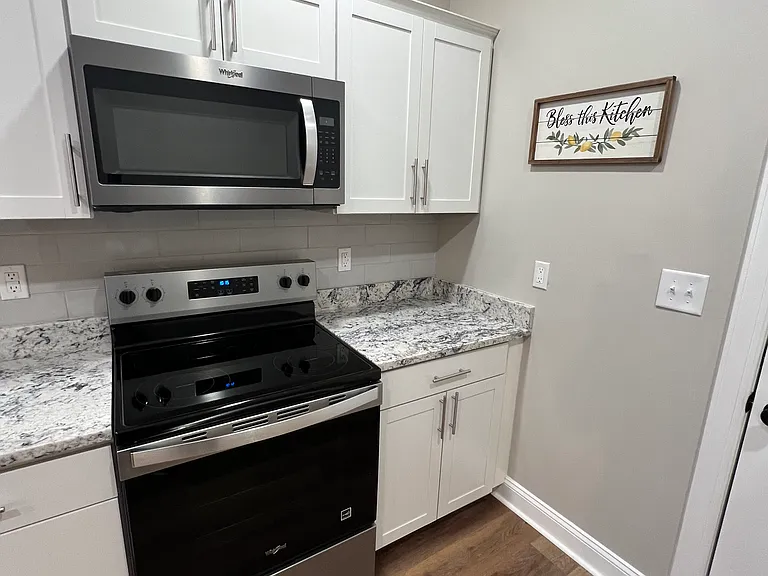 902 Rankin Ave — Photo 18