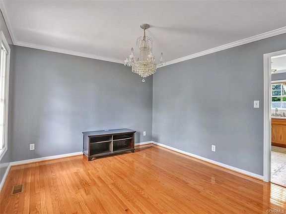 3rd image of 2636 Jacobway Ct