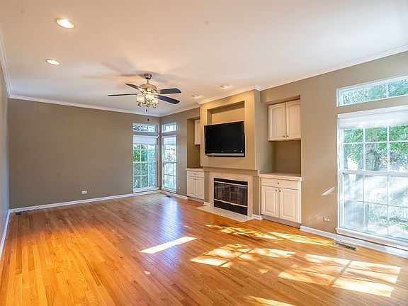 5th image of 18785 W Meadow Grass Dr
