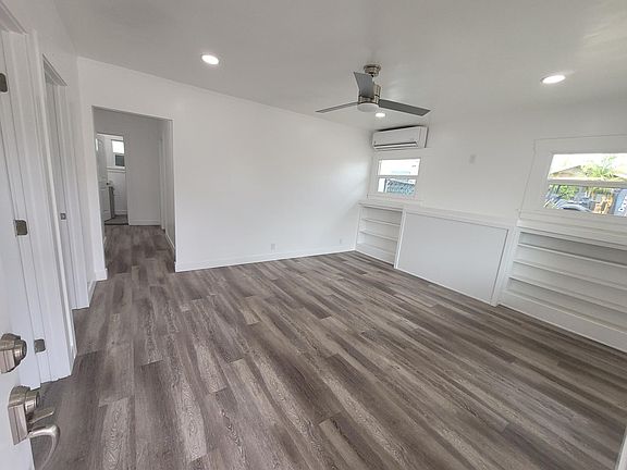 2nd image of 3242 30th St