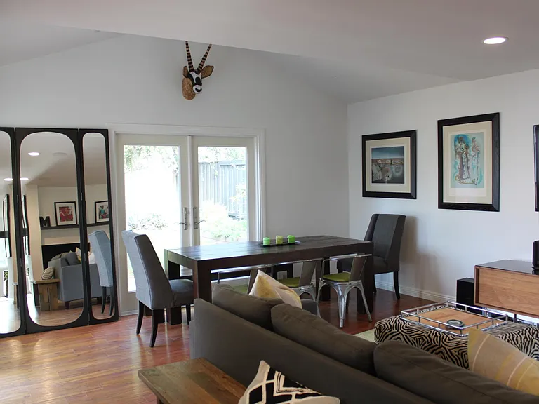1207 Devon Ln — Photo 5