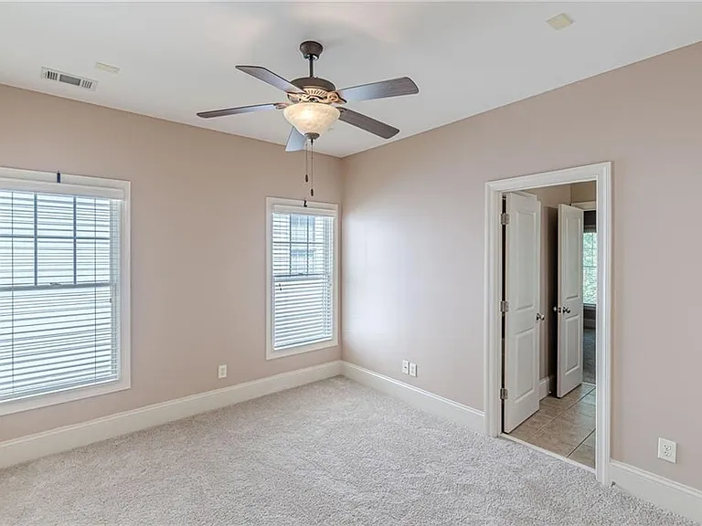 1645 Woodward Way — Photo 74