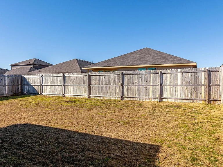 9345 Herringbone Dr — Photo 30