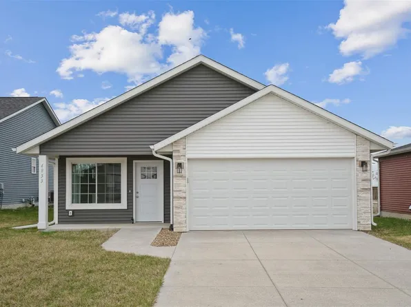 4833 Dostal Ct, Cedar Rapids, IA 52404