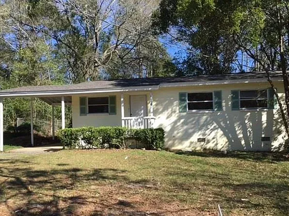 1610 Airport Dr, Tallahassee, FL 32304