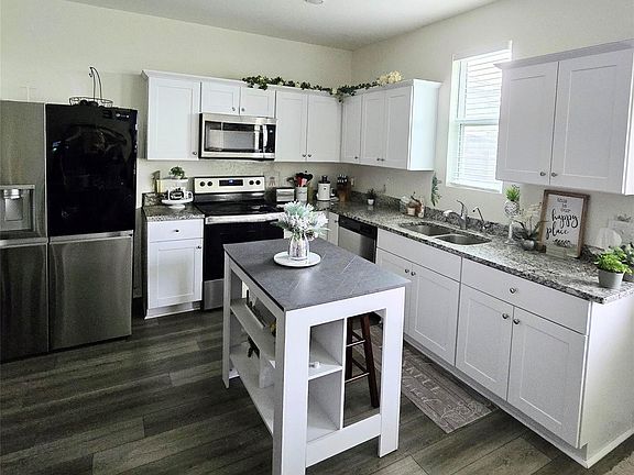 5th image of 19506 Caymus Dr
