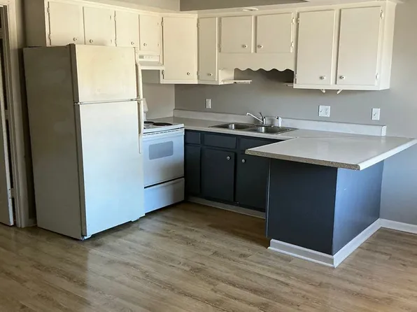 Oak Pointe Apartments - 430 Country Lane Dr, 430 Country Lane Dr APT 36, Greenville, KY 42345