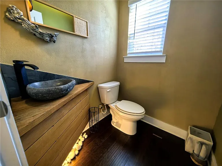 3797 Oxford Cir — Photo 6