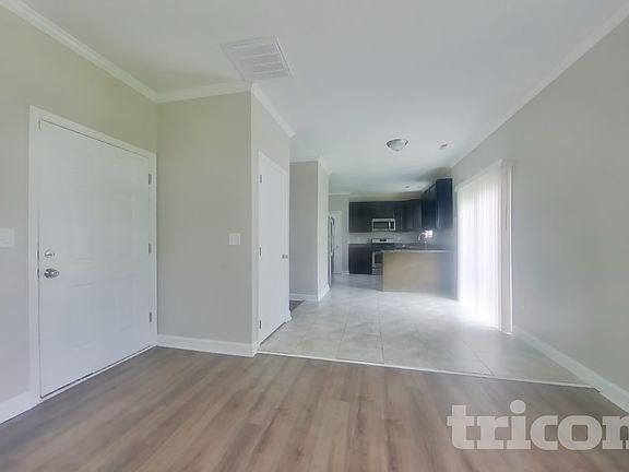 5th image of 2439 Richmond Way