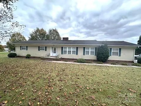 115 Cherry Blossom Ln #3, Stony Pt, NC 28678