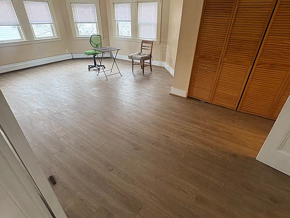 4th image of 139 Antrim St #3