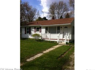 167 Summer Ave, Lake Orion, MI 48362