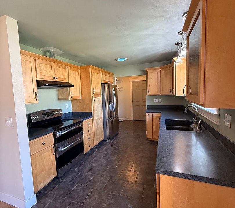 1st image of 4747 Onyx Ave